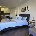 Acogedor Moderno Con Piscina En Nerja, Perfecto Escapada * ネルハ