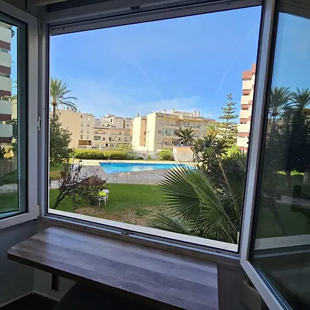 Lejlighed Acogedor Moderno Con Piscina En Nerja, Perfecto Escapada *