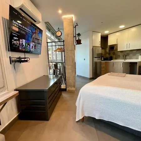 Acogedor Moderno Con Piscina En Nerja, Perfecto Escapada Апартаменти
