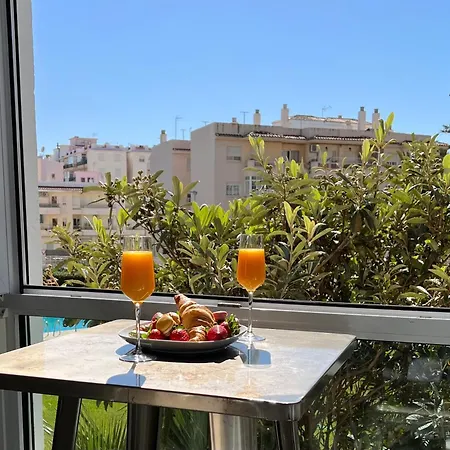 Acogedor Moderno Con Piscina En Nerja, Perfecto Escapada Lejlighed
