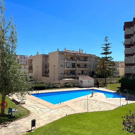 Wonderful With Pool In Apartment *