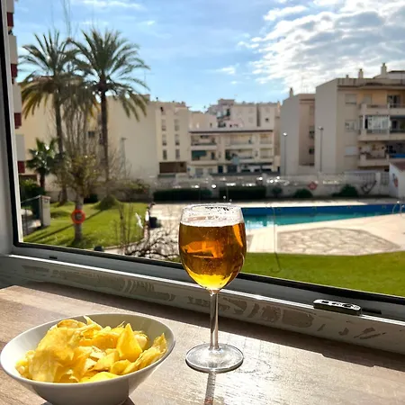 Lejlighed Acogedor Moderno Con Piscina En Nerja, Perfecto Escapada